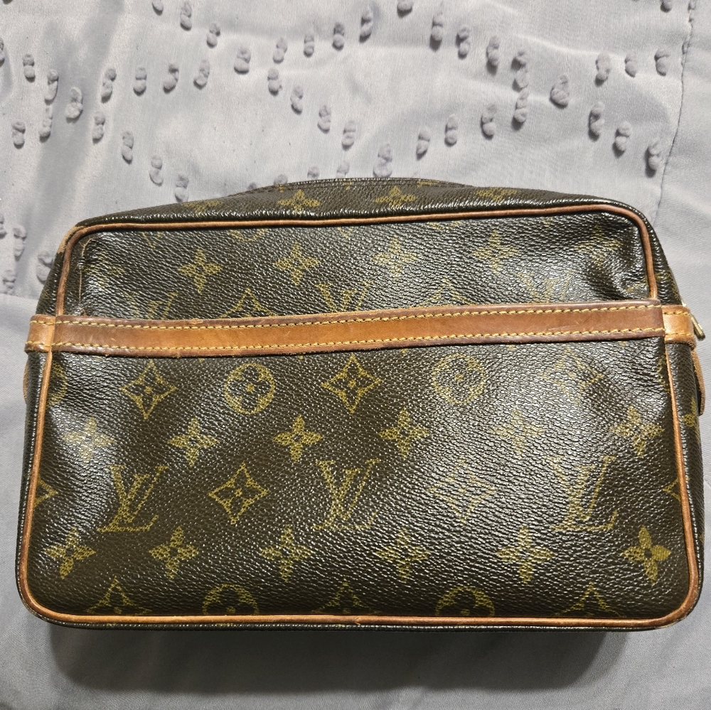 Cosmetic bag - Picture 2 of 11